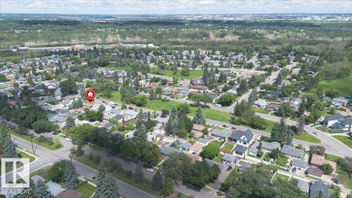 Image quality insufficient for description - 10736 48 Street, Edmonton, AB 