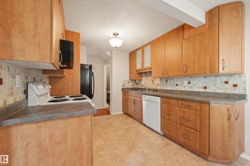 31 11111 26 Avenue, Edmonton, AB 