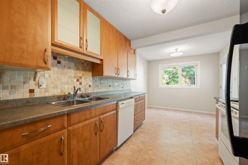 31 11111 26 Avenue, Edmonton, AB 