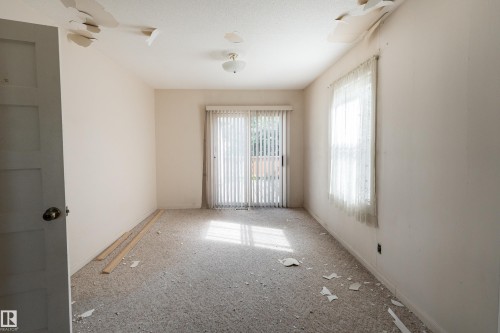 9642 72 Avenue Nw, Edmonton, AB 