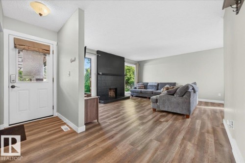 4836 49 Street, Gibbons, AB 