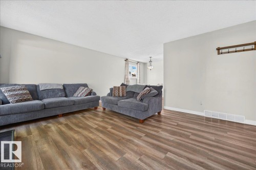 4836 49 Street, Gibbons, AB 