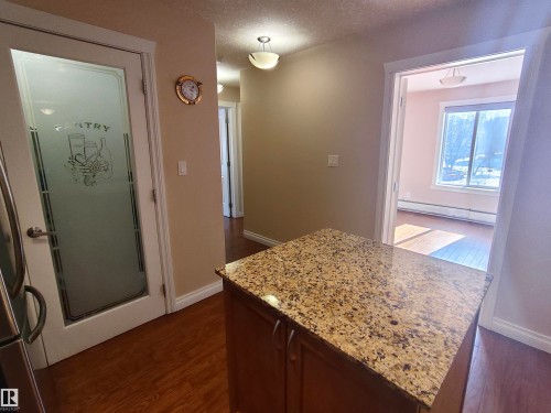 204 10235 116 Street Nw, Edmonton, AB 