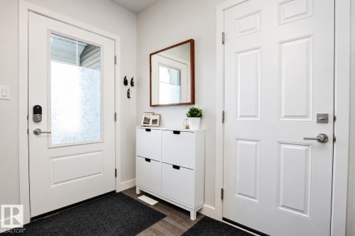 2290 Chokecherry Close, Edmonton, AB 