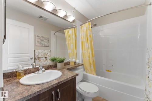409 16035 132 Street, Edmonton, AB - Indoor Photo Showing Bathroom