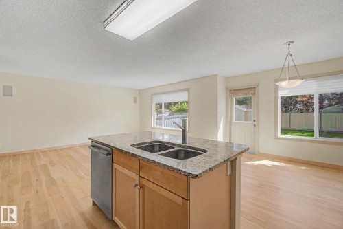 8311 11 Avenue, Edmonton, AB 