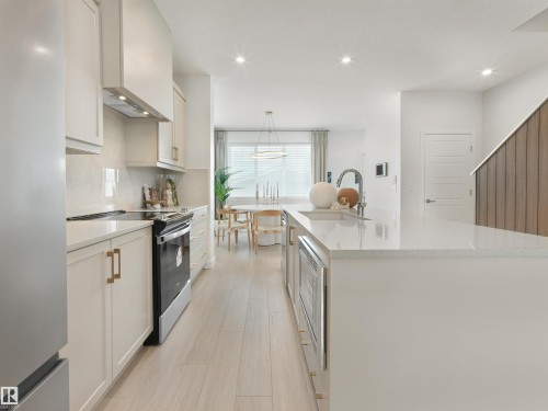 350 Stiles Way, Leduc, AB 
