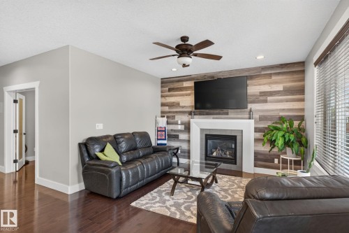 187 Bremner, Fort Saskatchewan, AB 