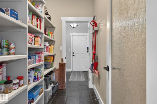 187 Bremner, Fort Saskatchewan, AB 