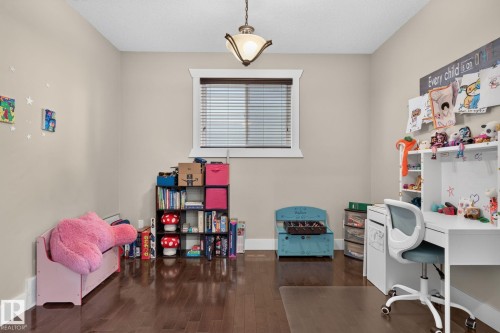 187 Bremner, Fort Saskatchewan, AB 