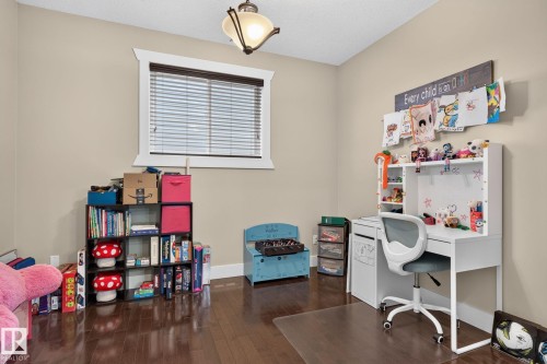 187 Bremner, Fort Saskatchewan, AB 