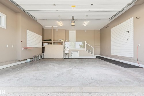 4727 Woolsey Common, Edmonton, AB 