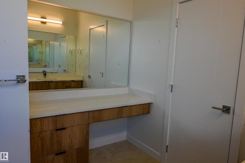 18639 130 Street, Edmonton, AB - Indoor