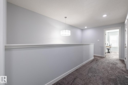 17721 64A Street, Edmonton, AB 