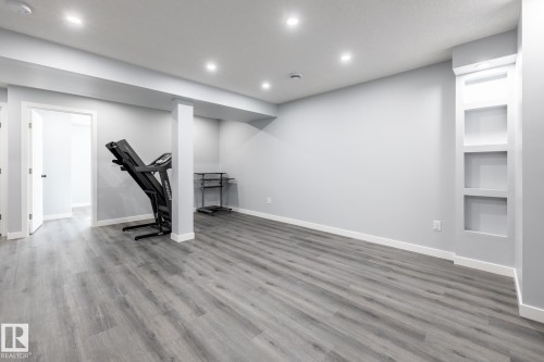 17721 64A Street, Edmonton, AB 
