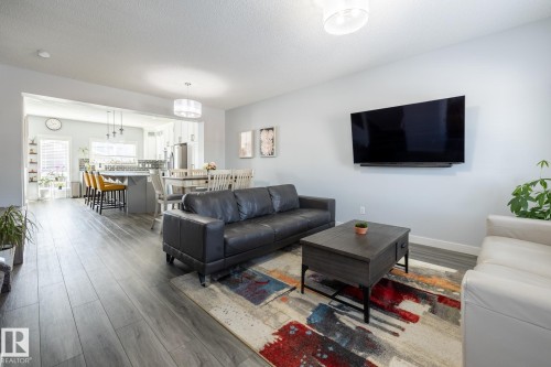 17721 64A Street, Edmonton, AB 