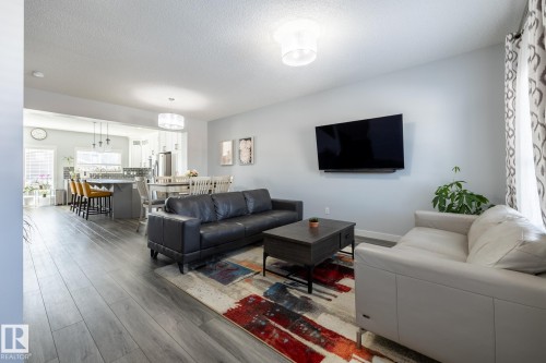 17721 64A Street, Edmonton, AB 