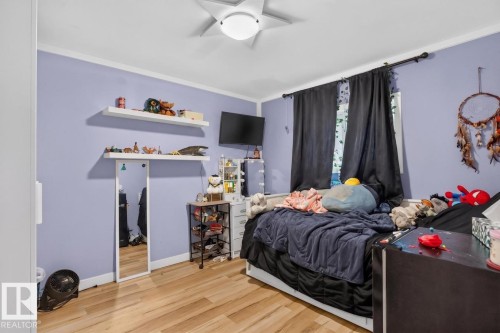 5220 44 Avenue, Calmar, AB - Indoor Photo Showing Bedroom