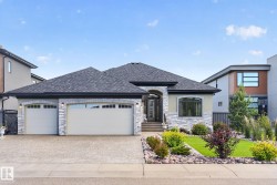 4707 WOOLSEY Common  Edmonton, AB T6W 2E2