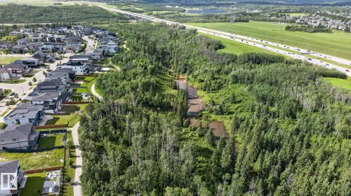 4707 Woolsey Common, Edmonton, AB 