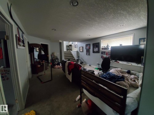 Image quality insufficient for description - 53 Langley, Spruce Grove, AB 