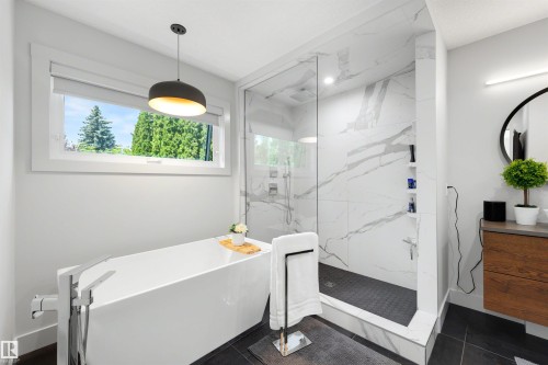 7814 142 Street, Edmonton, AB 
