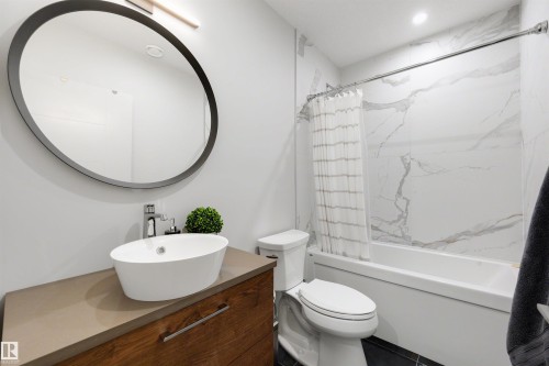 Did we mention all the bathrooms have heated floors? - 7814 142 Street, Edmonton, AB 