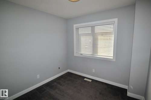 #4 12207 96 St Nw Nw, Edmonton, AB - Indoor Photo Showing Other Room