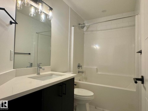 Upper 10125 116 Avenue Nw, Edmonton, AB 