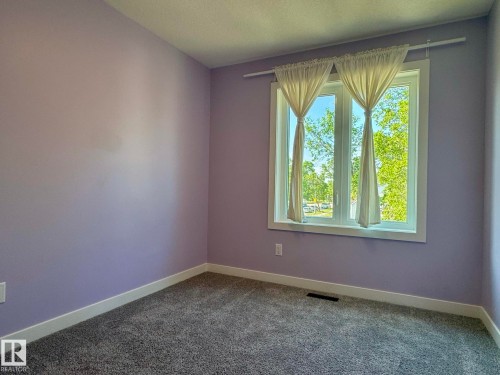 Upper 10125 116 Avenue Nw, Edmonton, AB 