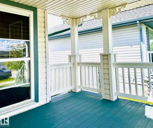18 Campbell Road, Leduc, AB 