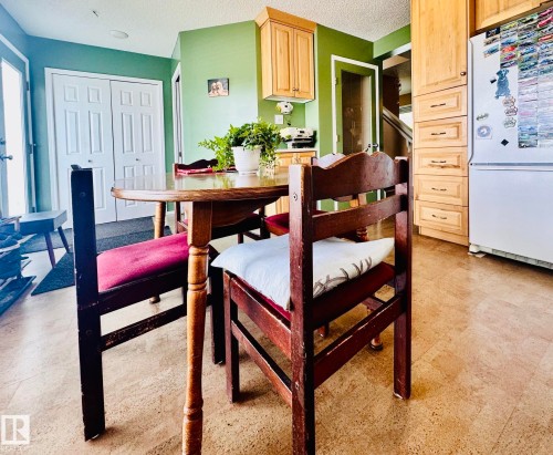 18 Campbell Road, Leduc, AB 