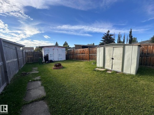 2114 52 Street, Edmonton, AB 