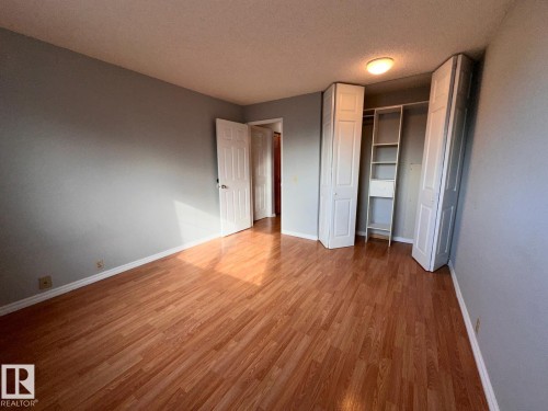 2114 52 Street, Edmonton, AB 