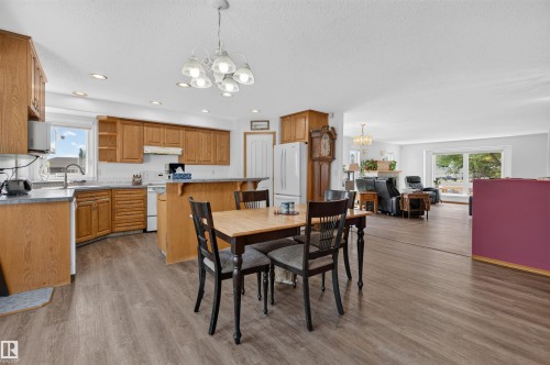 6000 54 Avenue, Camrose, AB - Indoor