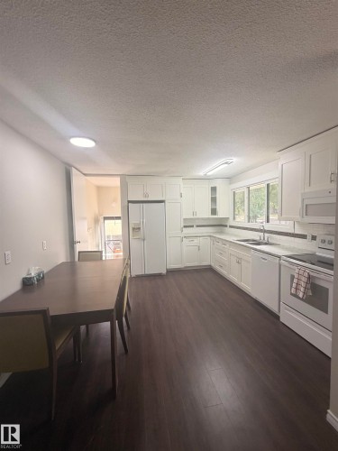 8 Savoy Place, St. Albert, AB 