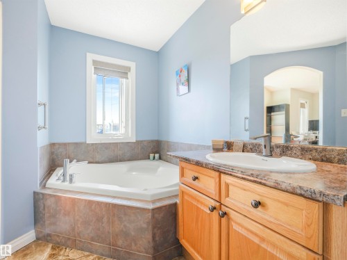4832 157 Avenue, Edmonton, AB - Indoor Photo Showing Bathroom