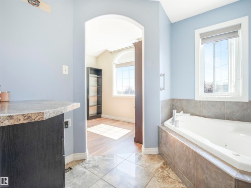 4832 157 Avenue, Edmonton, AB - Indoor Photo Showing Bathroom
