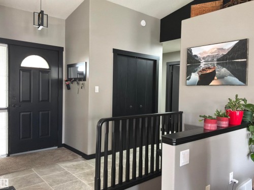 310B Edgewood Close, Camrose, AB - Indoor Photo Showing Other Room