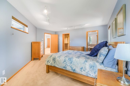 11822 91 Avenue, Edmonton, AB 
