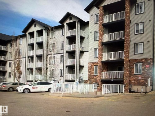 #106 40 SUMMERWOOD BV  Sherwood Park, AB T8H 0C2