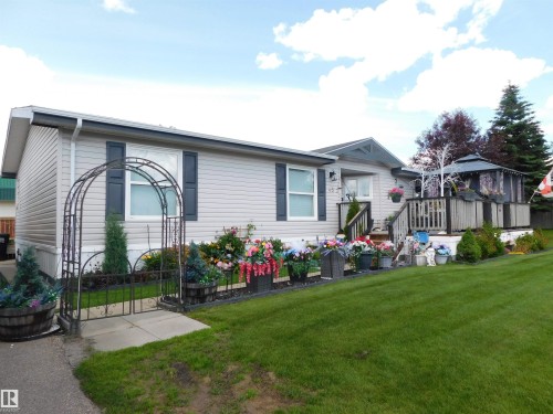 45 Crystal Crescent, Edmonton, AB 