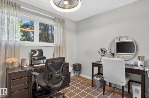 4812 114A Street, Edmonton, AB 