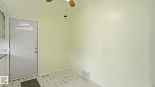 9834 167A Avenue, Edmonton, AB - Indoor Photo Showing Other Room