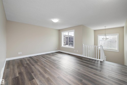 178 Woodbend Way, Fort Saskatchewan, AB - Indoor Photo Showing Other Room