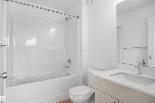 #10 531 Merlin Ld Nw, Edmonton, AB - Indoor Photo Showing Bathroom