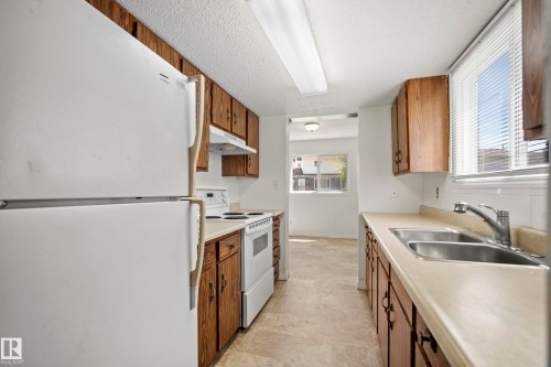 72 Stirling Road, Edmonton, AB 