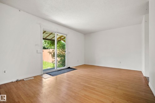 72 Stirling Road, Edmonton, AB 
