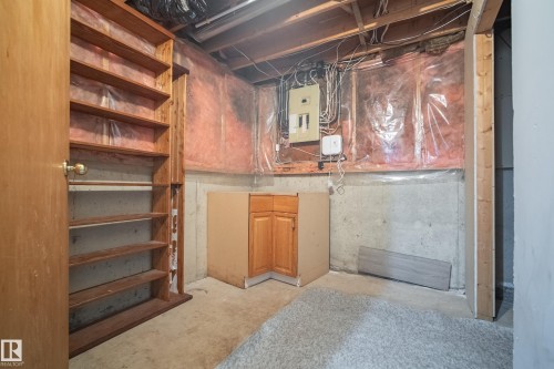 72 Stirling Road, Edmonton, AB 