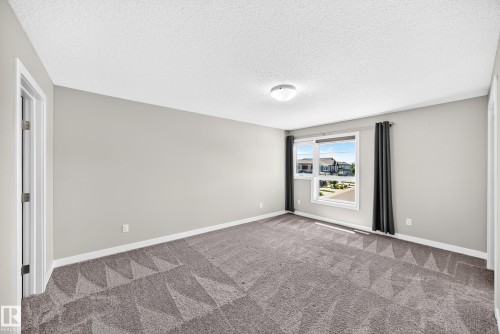 17436 9 Avenue Sw, Edmonton, AB 